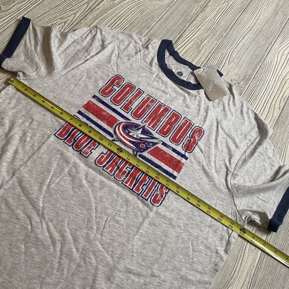 NHL Columbus Blue Jackets Ringer Tee Men’s XL Distressed Logo Heather Gray NWT - Picture 6 of 9